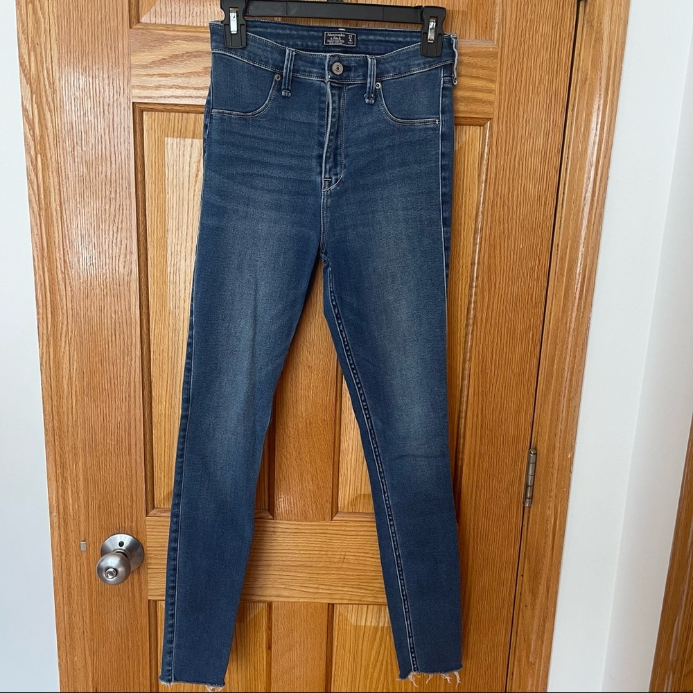 Abercrombie & Fitch skinny jeans size 27